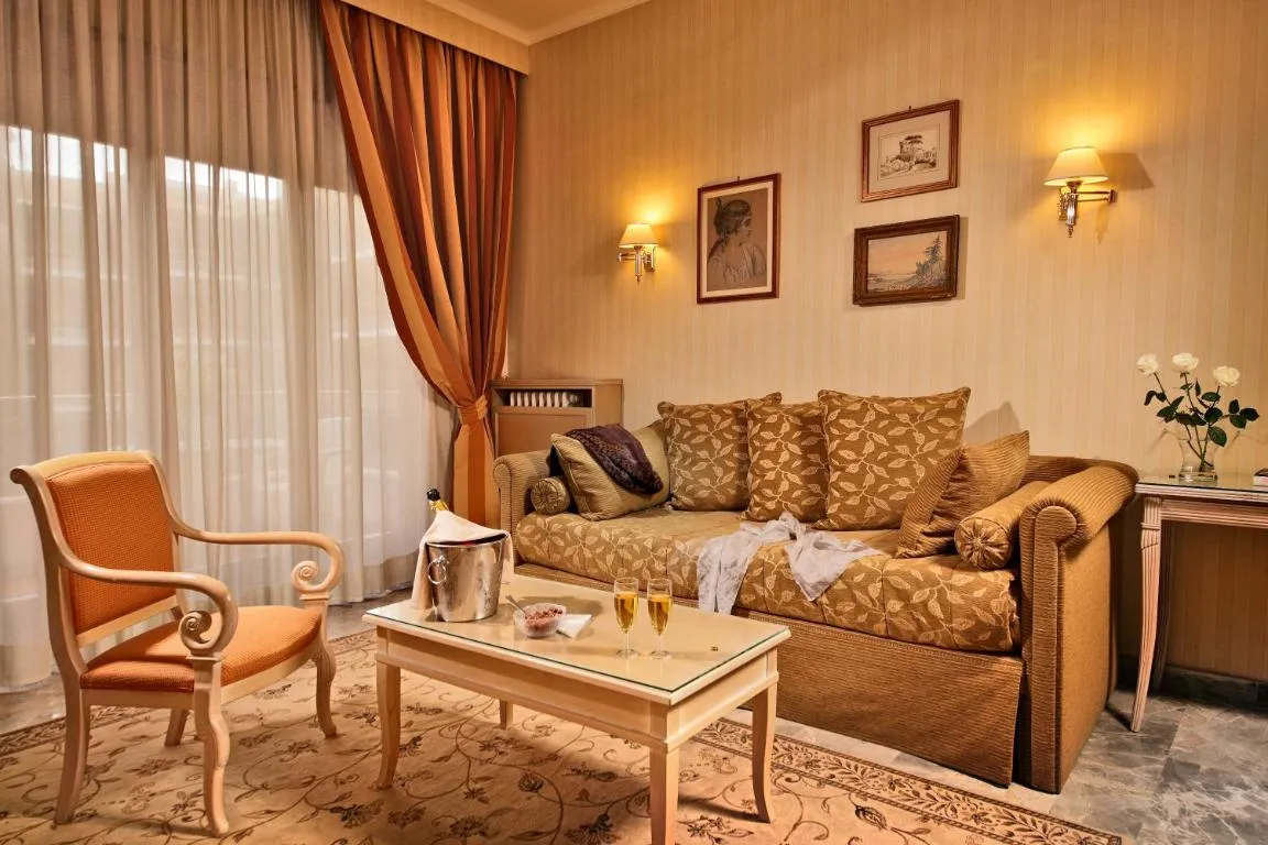 Image of Large family apartment E8