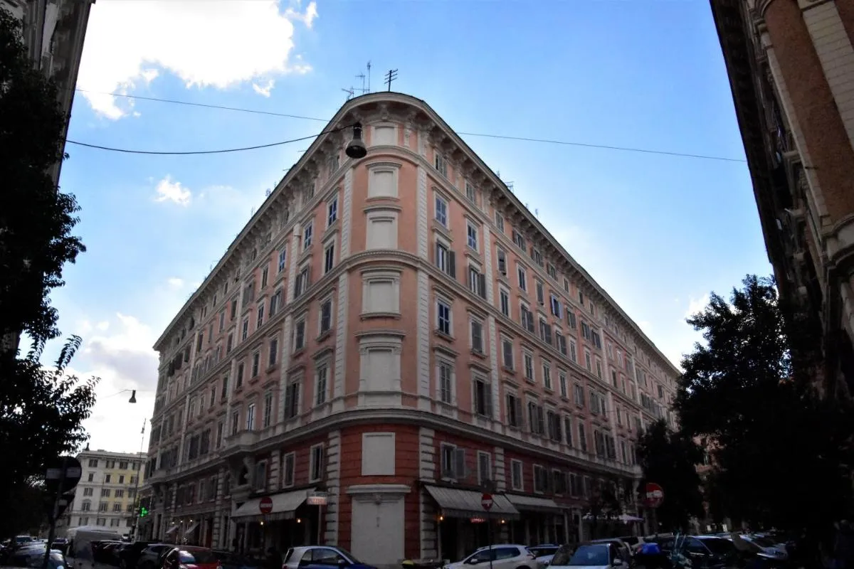Image 4 of Le Suite Downtown
