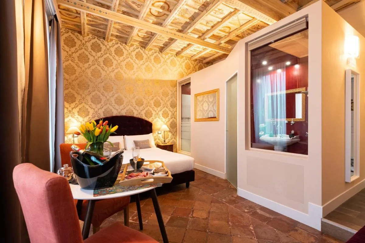 Image 3 of Le Suite del Barone