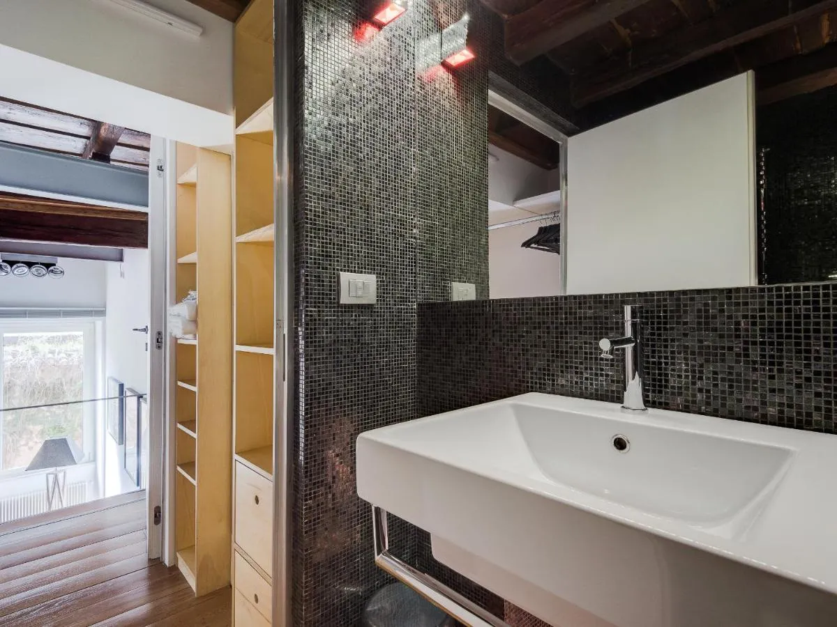 Image 5 of Loft in Trastevere