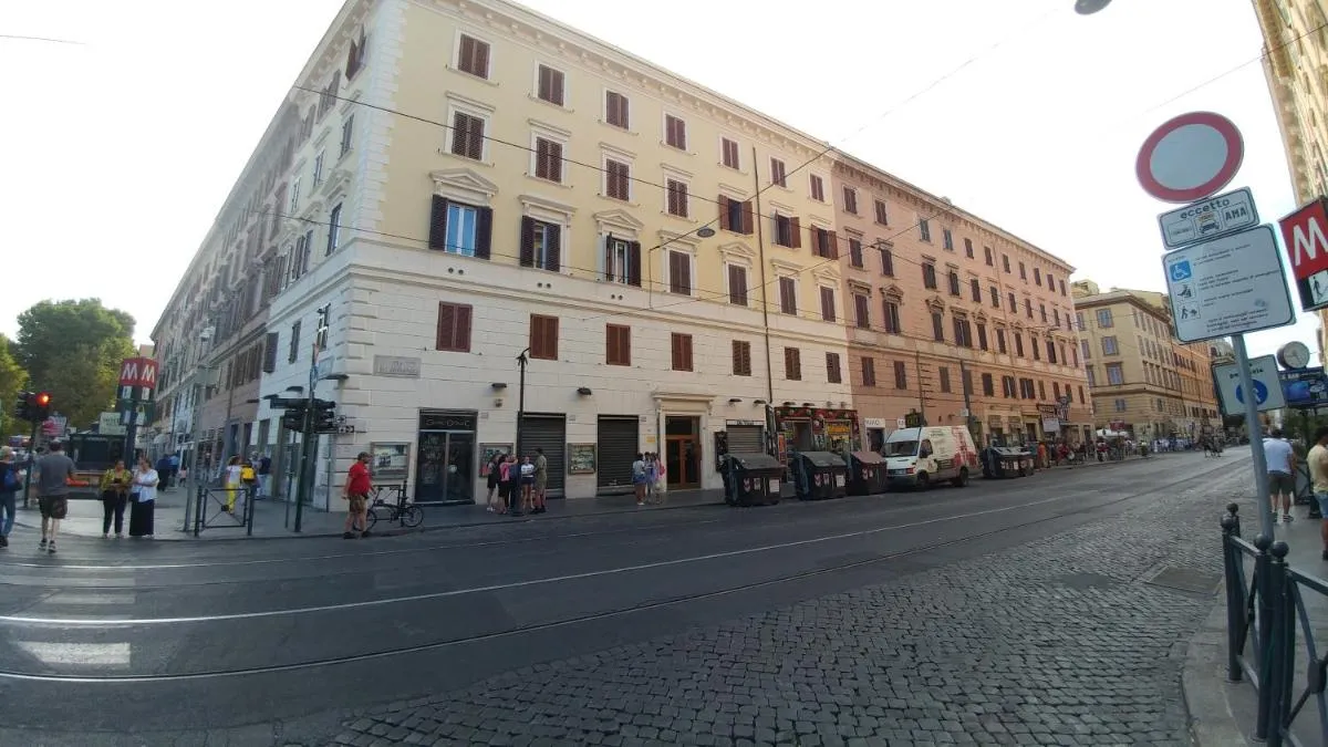 Image 5 of Luca’s Vatican Hospitality