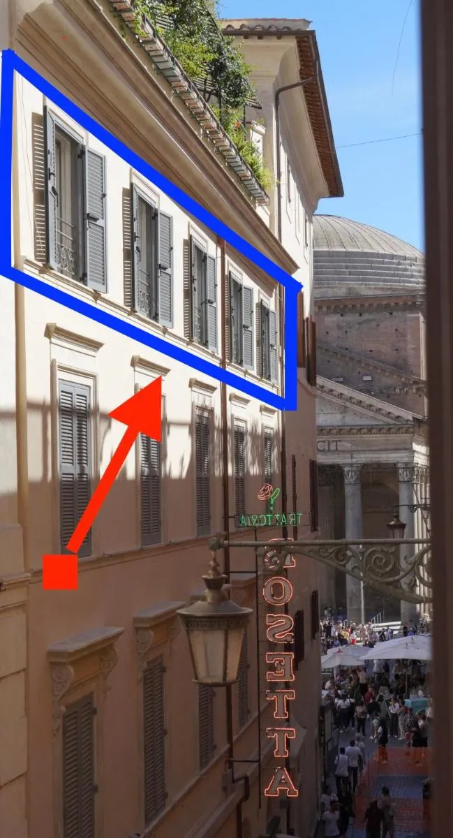 Image 4 of Luce al Pantheon