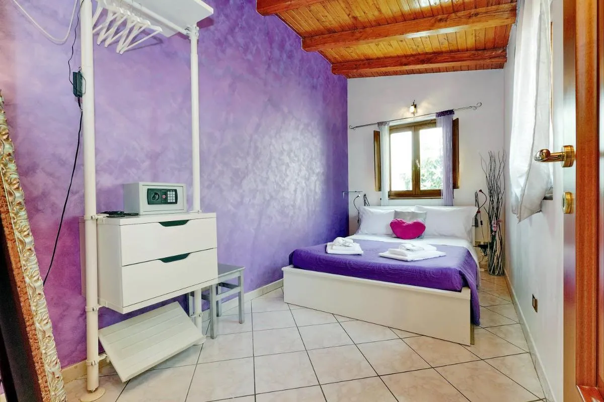 Image 5 of Luxury Domus
