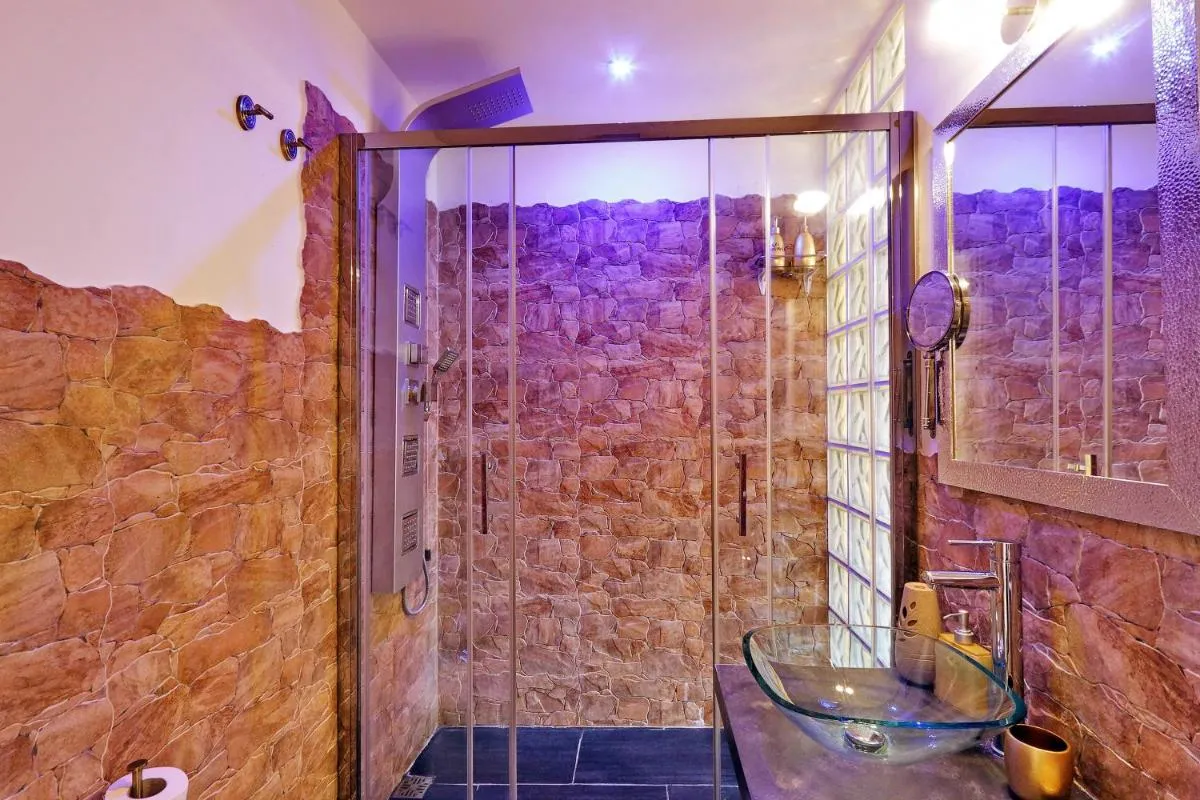 Image 5 of Luxury Domus Amadeus