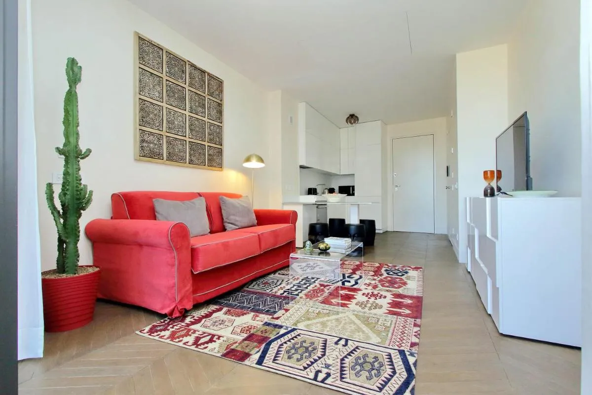 Image 4 of Luxury Domus Apartment 1