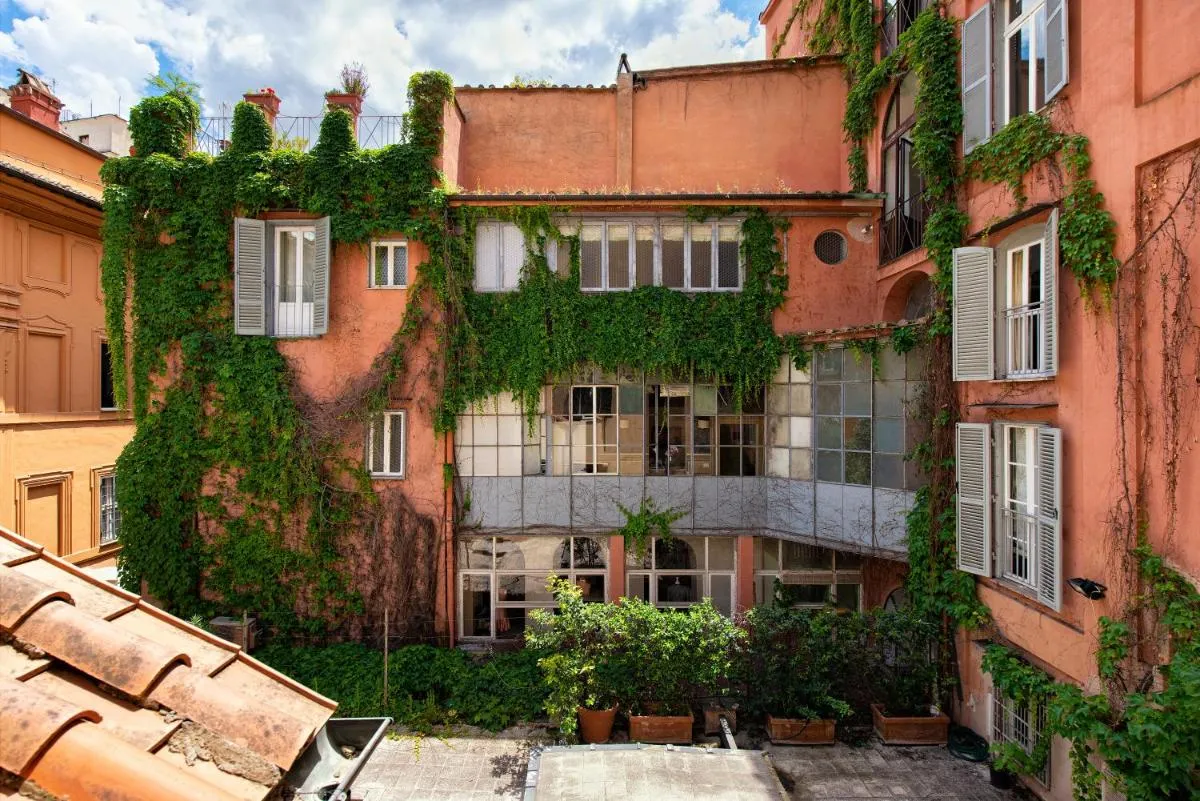 Image 4 of Maison Evelina