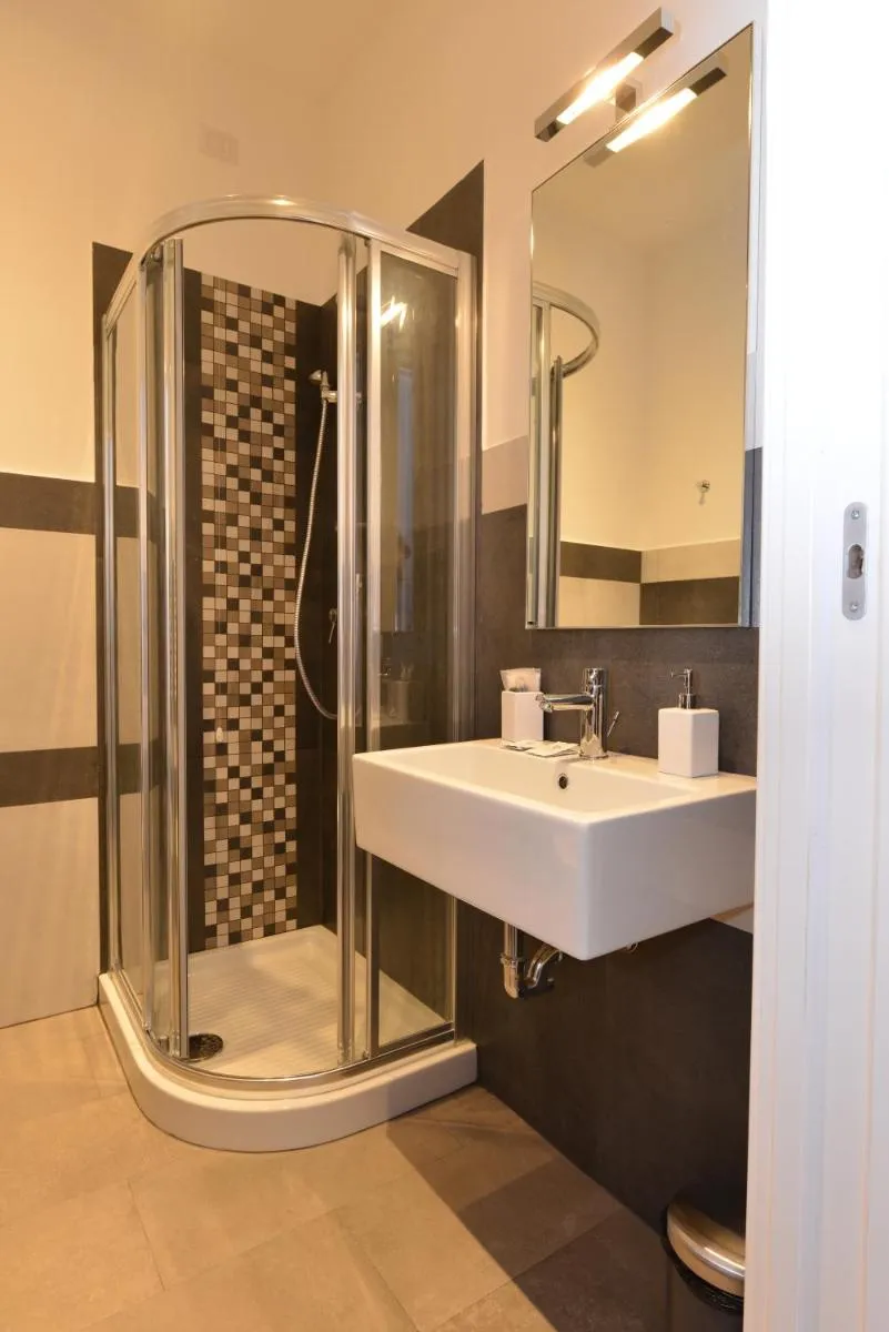 Image 3 of Maison Flaminio