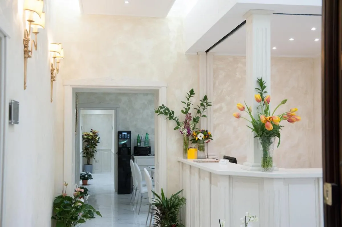 Image 4 of Maison Tritone