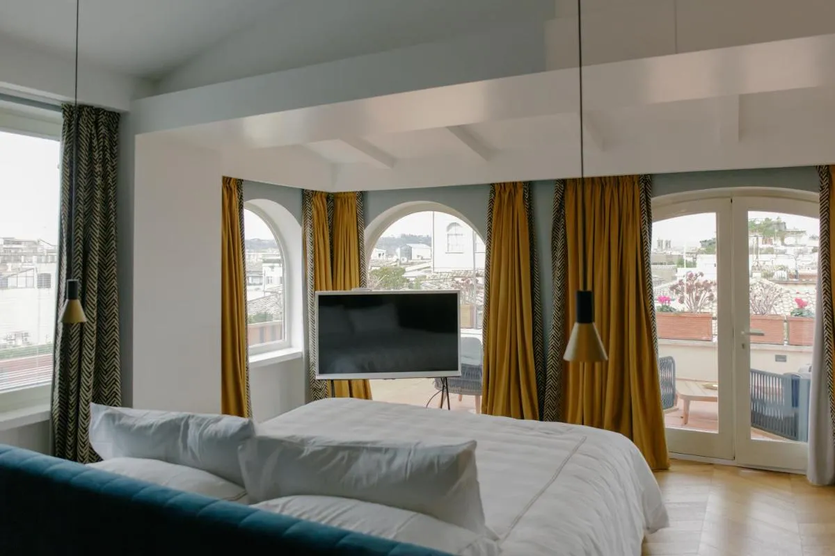 Image 4 of Migliori Collection Loft Roof Top via frattina