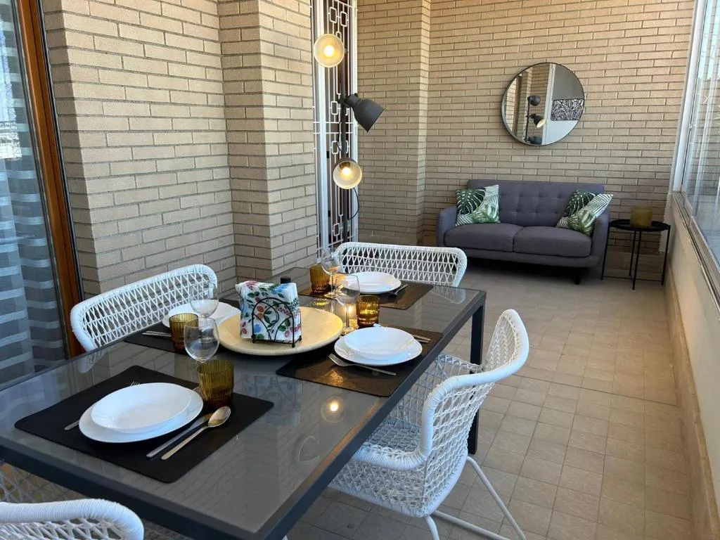 Image of Miro Home II