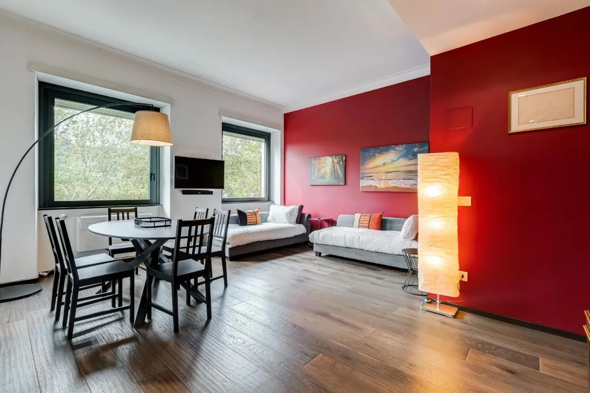 Image 4 of Music Bridge Apartment