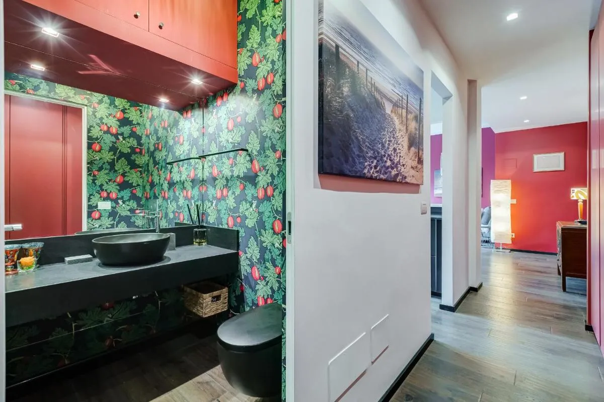 Image 2 of Music Bridge Apartment