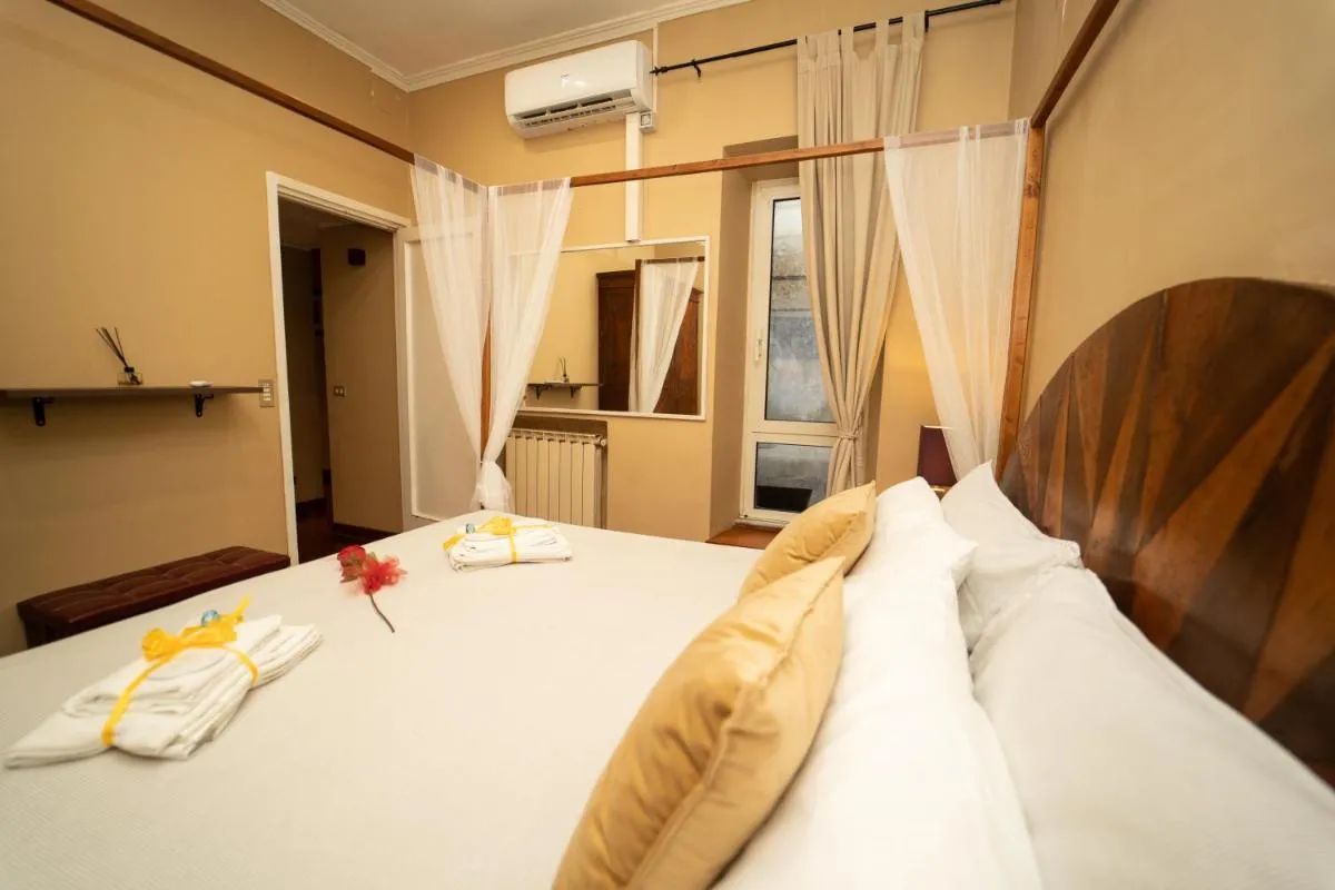 Image 3 of Navona Apartment