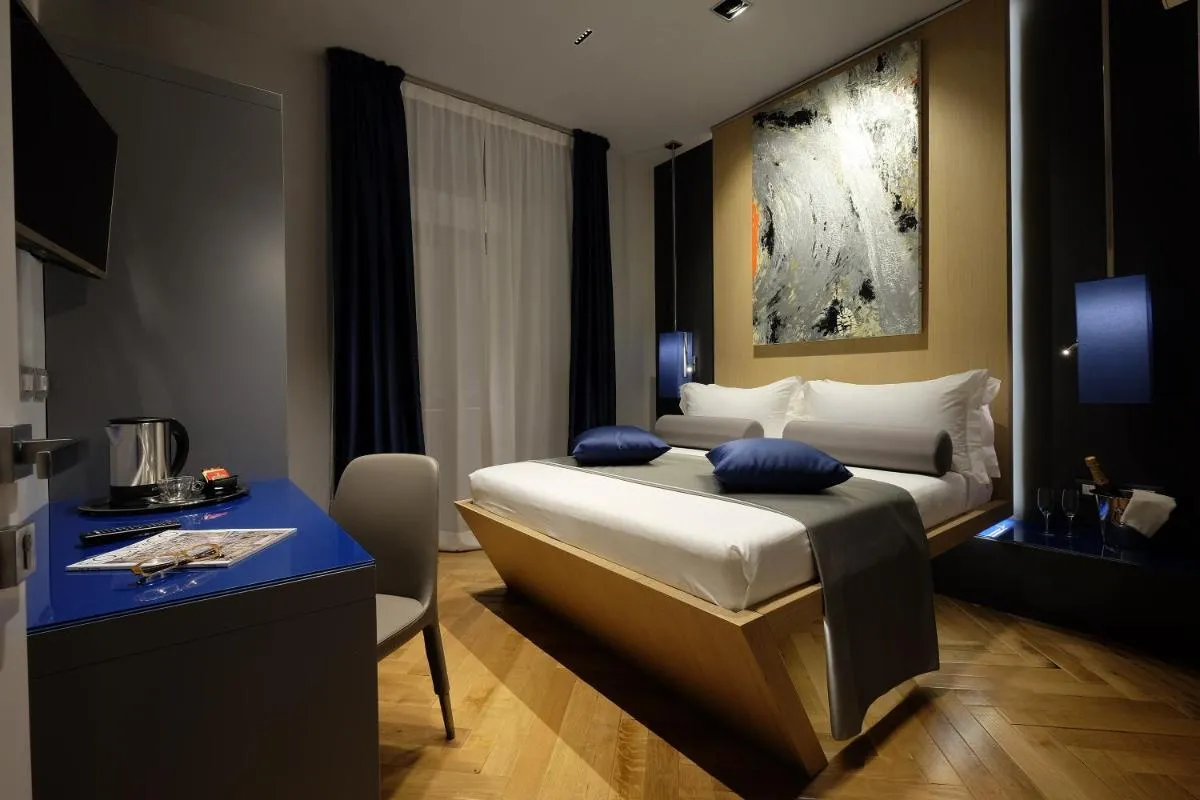 Image 1 of Navona Rooms