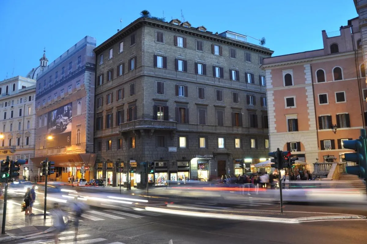 Image 5 of Navona Rooms