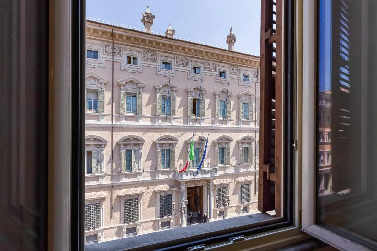 Image 5 of Navona View