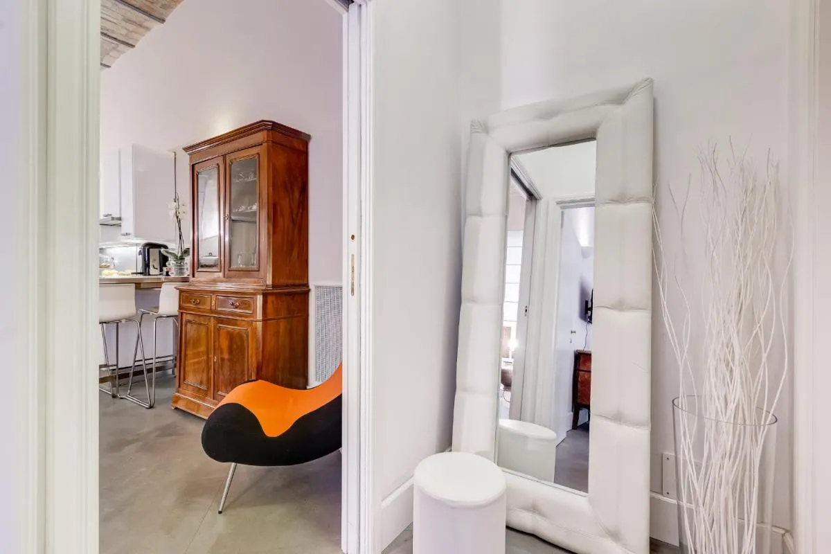 Image 2 of New Suite Barberini Area