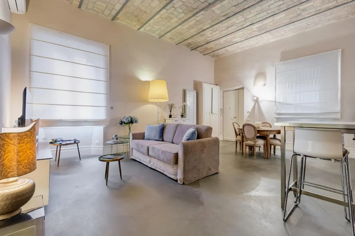 Image 3 of New Suite Barberini Area