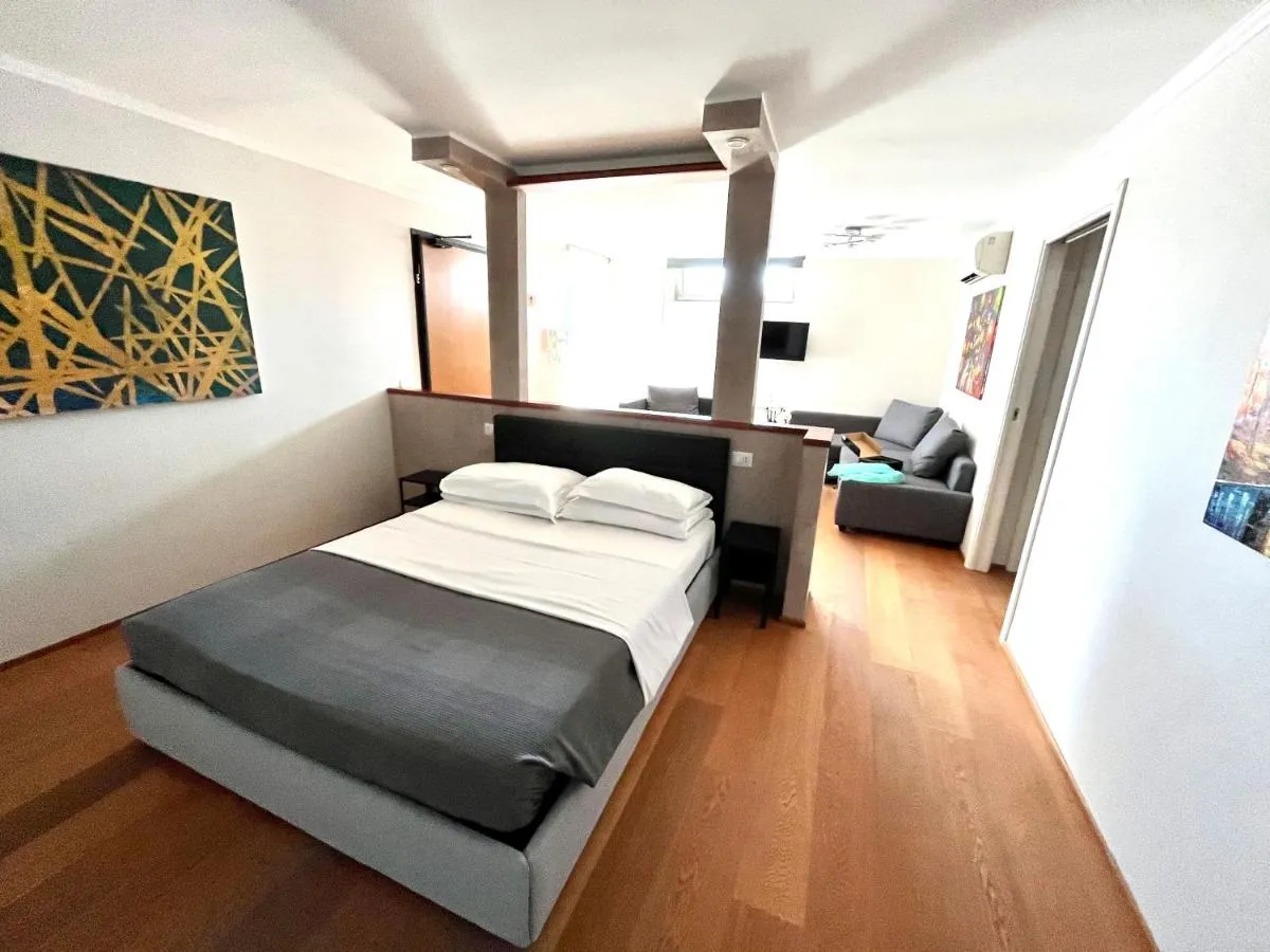 Image 5 of Oderisi Studio Suite
