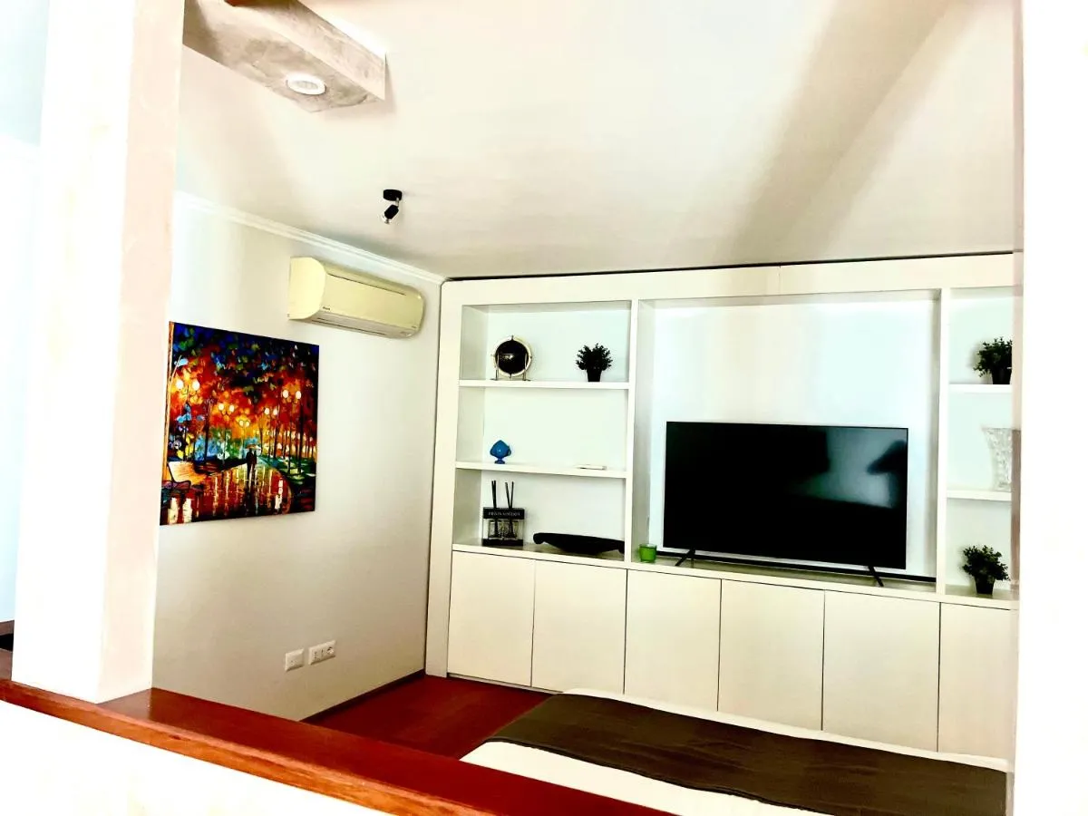 Image 2 of Oderisi Studio Suite
