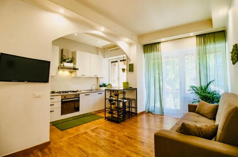 Image 2 of PLANT HOUSE Roma Eur
