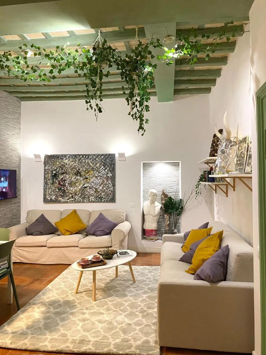 Image 4 of Pantheon Ancient Rome Apartment