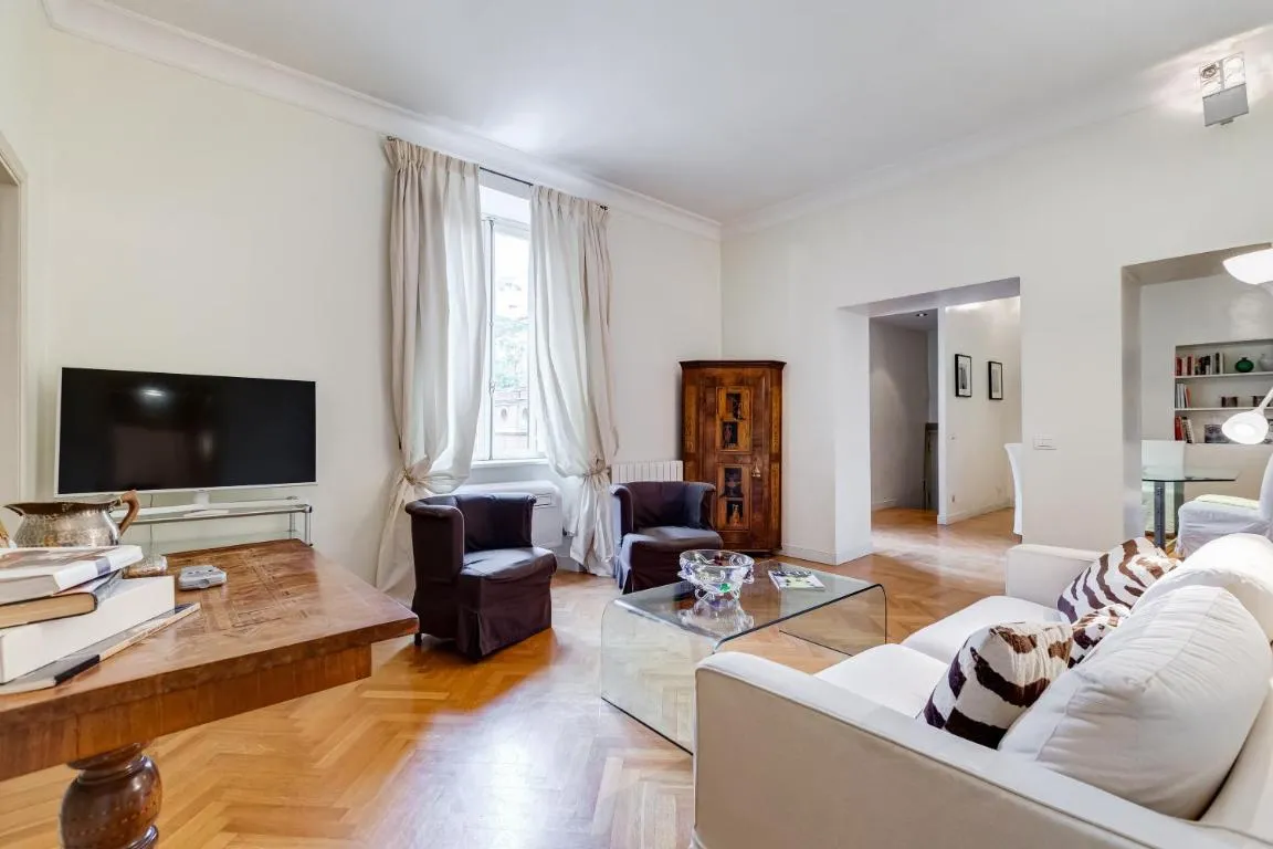 Image of Pantheon Exclusive House