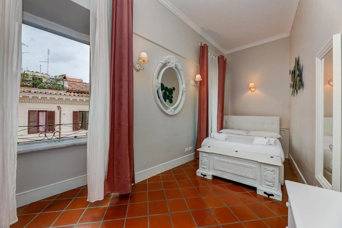 Image of Pantheon Luxury House