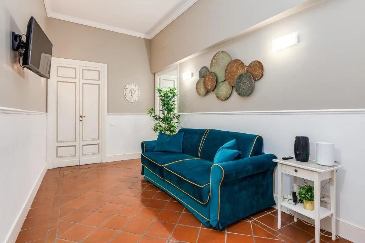Image 4 of Pantheon Luxury House