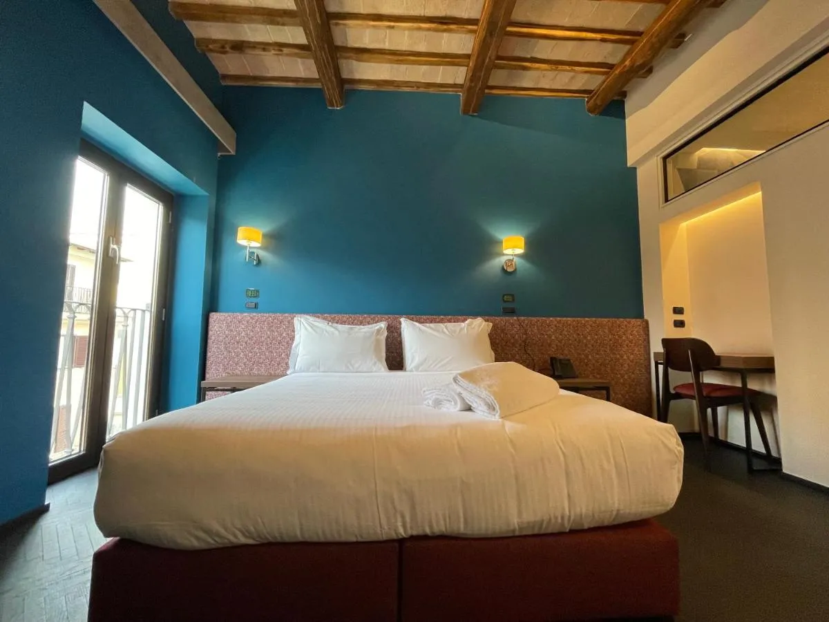 Image 4 of Passpartout Boutique Palace