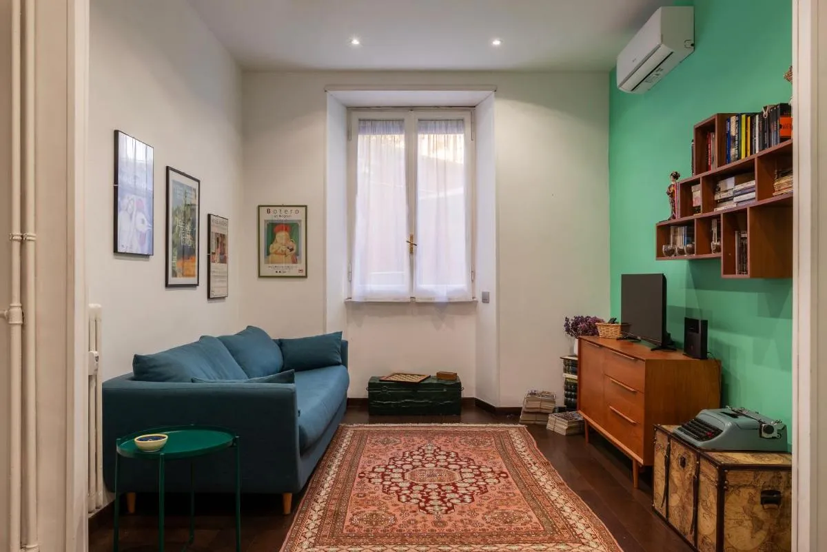 Image 4 of Piazza di Roma Turquoise Apartment