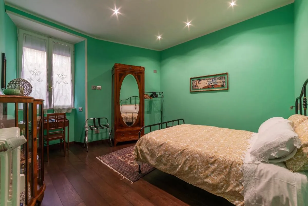 Image 6 of Piazza di Roma Turquoise Apartment