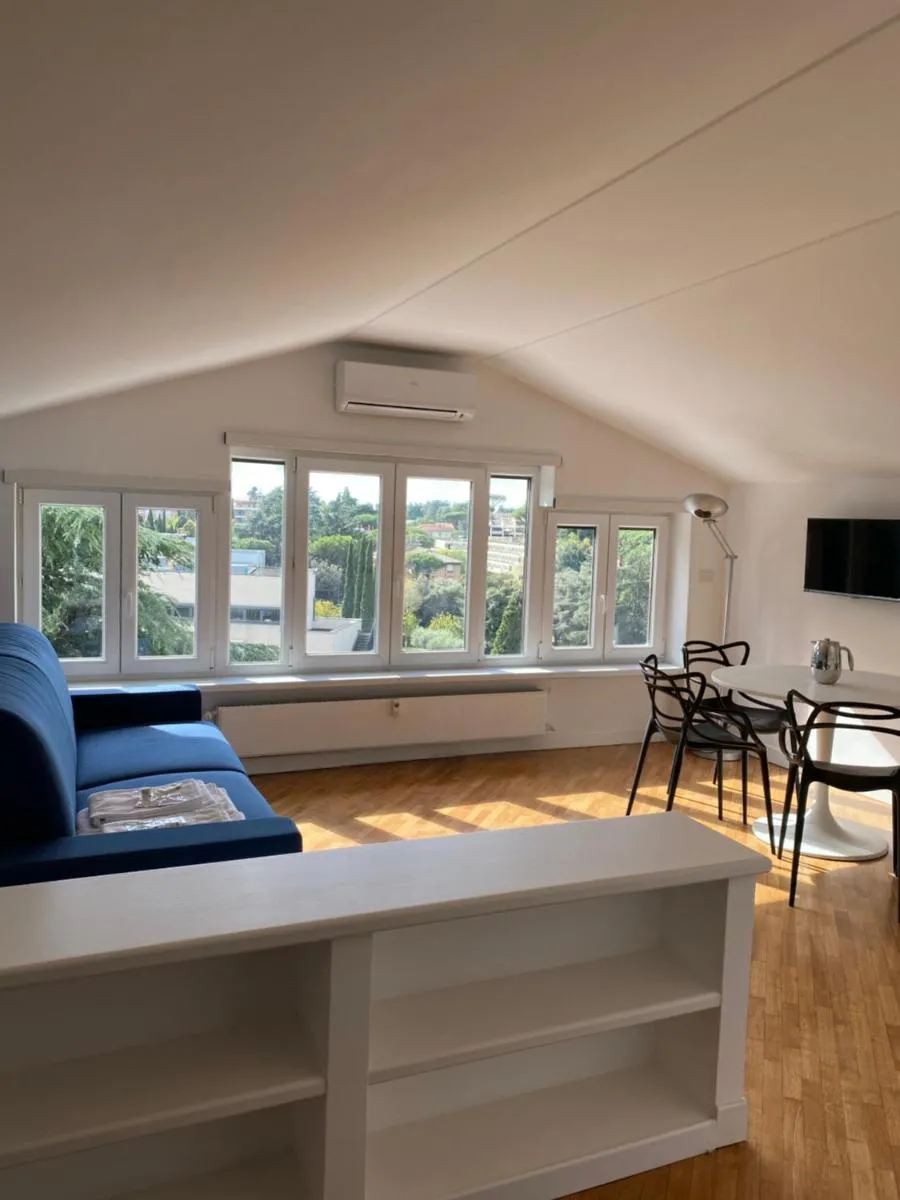 Image 2 of Piccolomini Design Apartment