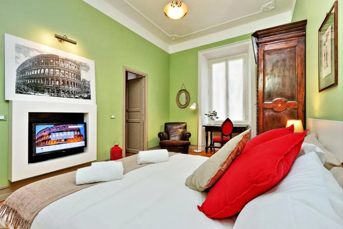 Image 1 of Piranesi Charmsuite