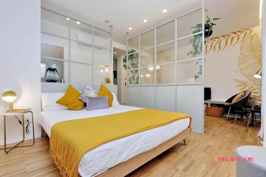 Image 1 of RENOVATED AND DESIGN FLAT CLOSE TO THE CENTER