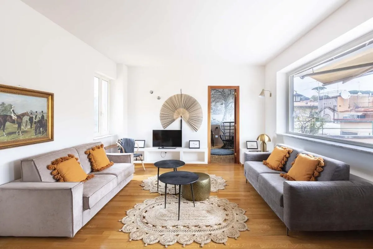 Image 4 of ROMAC – Condotti Penthouse in the Spanish Steps area