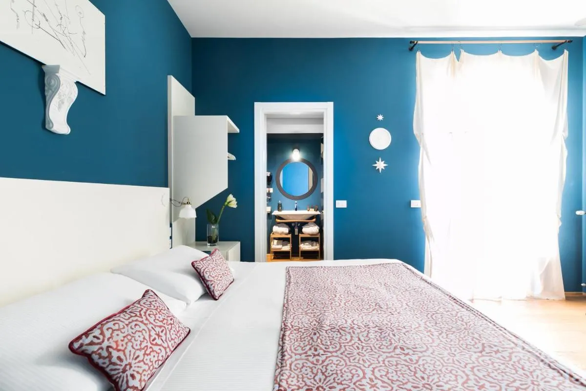 Image 5 of Rarity Suites