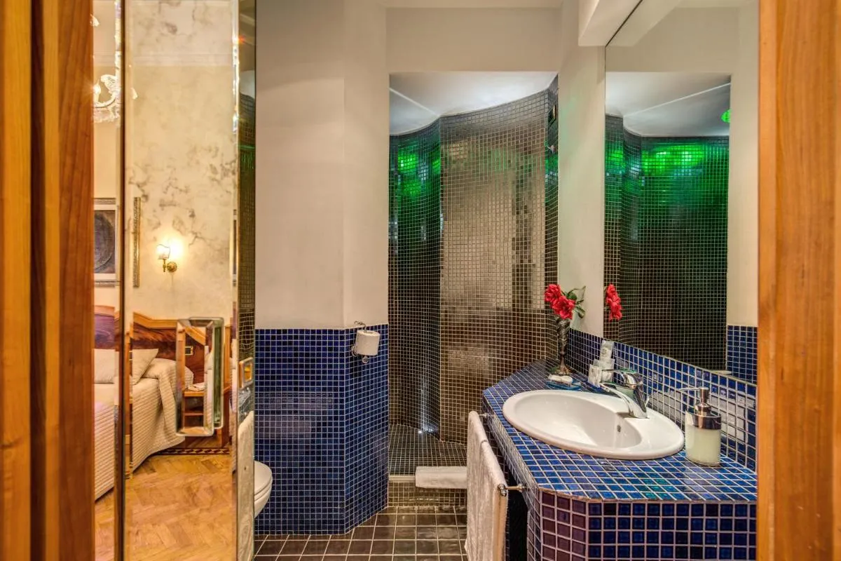 Image 2 of Relais Conte Di Cavour De Luxe