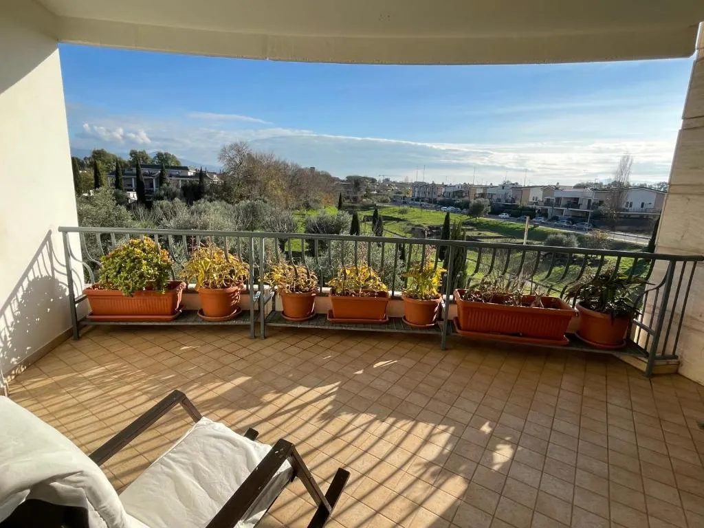 Image of Relaxing apartment by ancient Roman aqueducts
