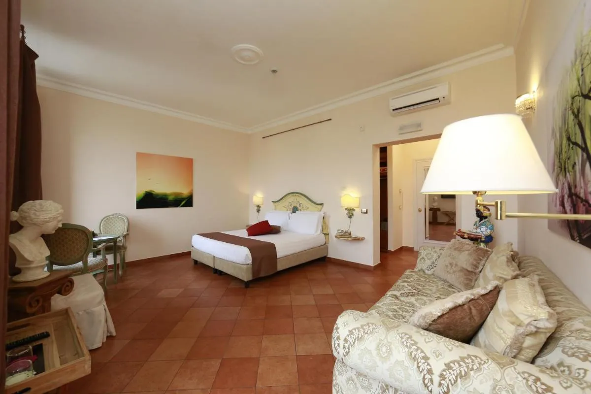 Image 5 of Residenza Gens Julia