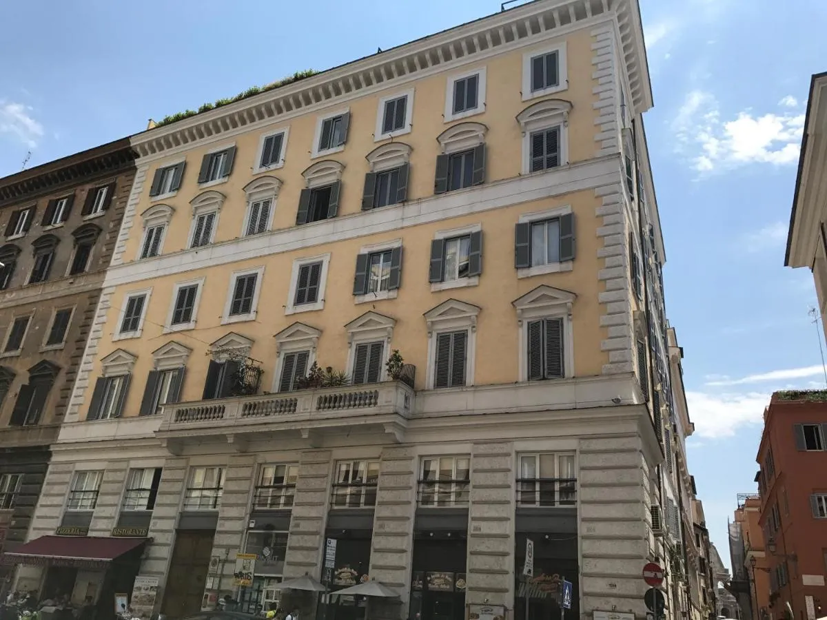 Image 2 of Residenza Roma Imperiale