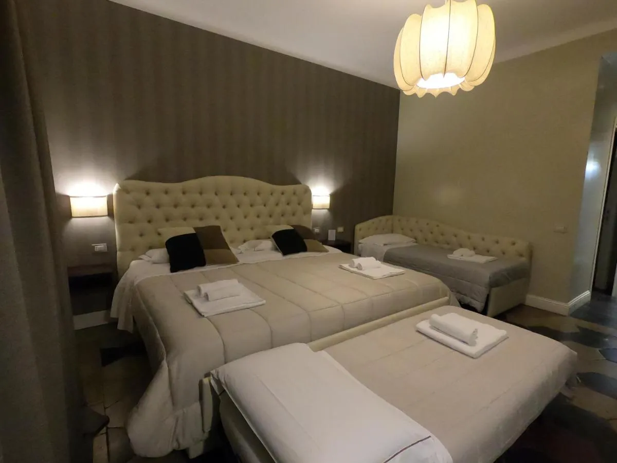 Image 4 of Residenza Roma Imperiale