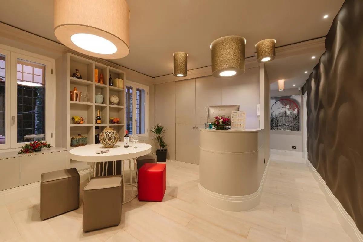 Image 5 of Rhea Silvia Luxury Navona
