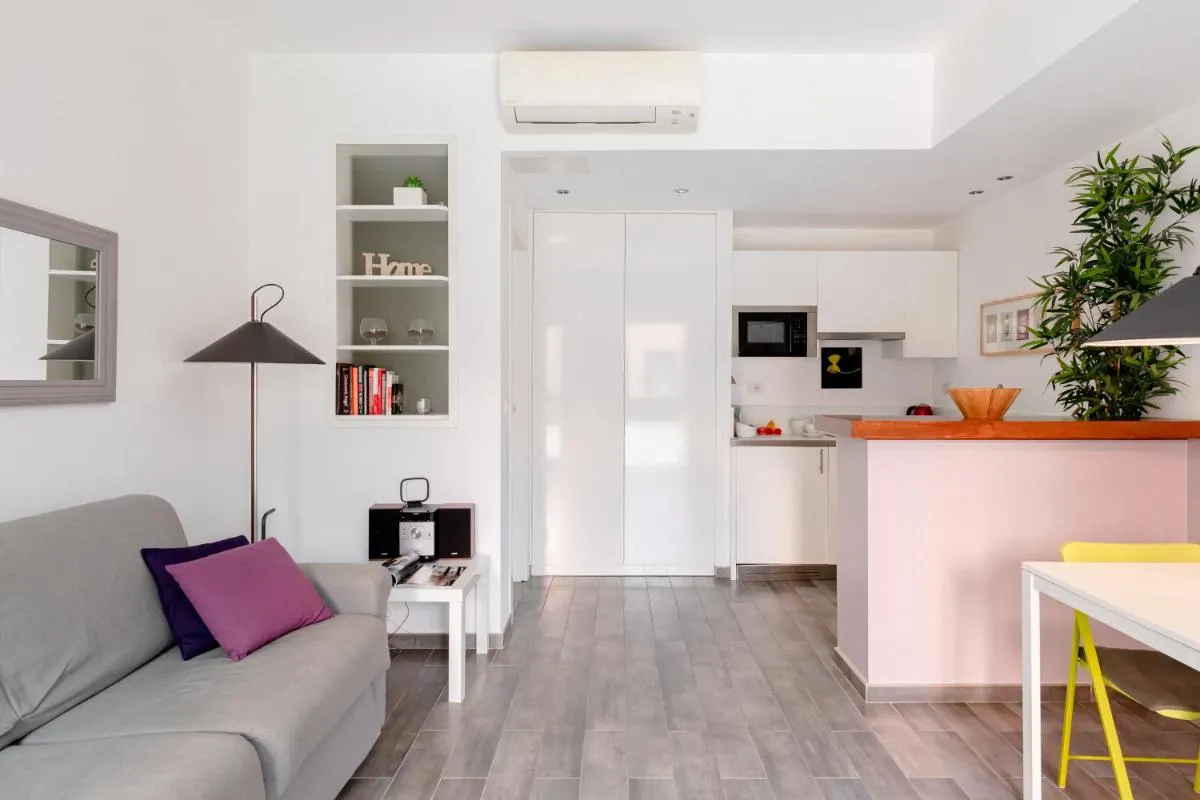 Image 3 of Rhome Accomodation