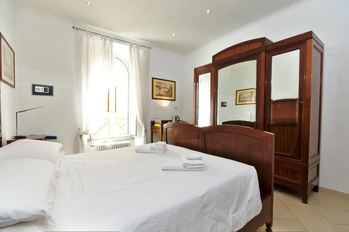 Image 1 of Roma Borgo91