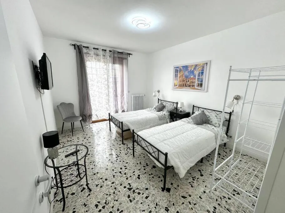 Image of RomaFatata: Intero appartamento