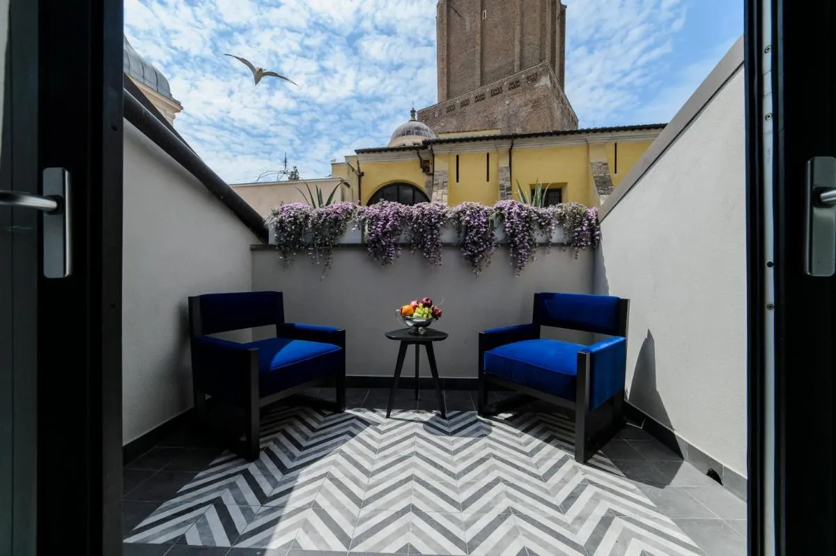 Image 5 of Roma Luxus Hotel