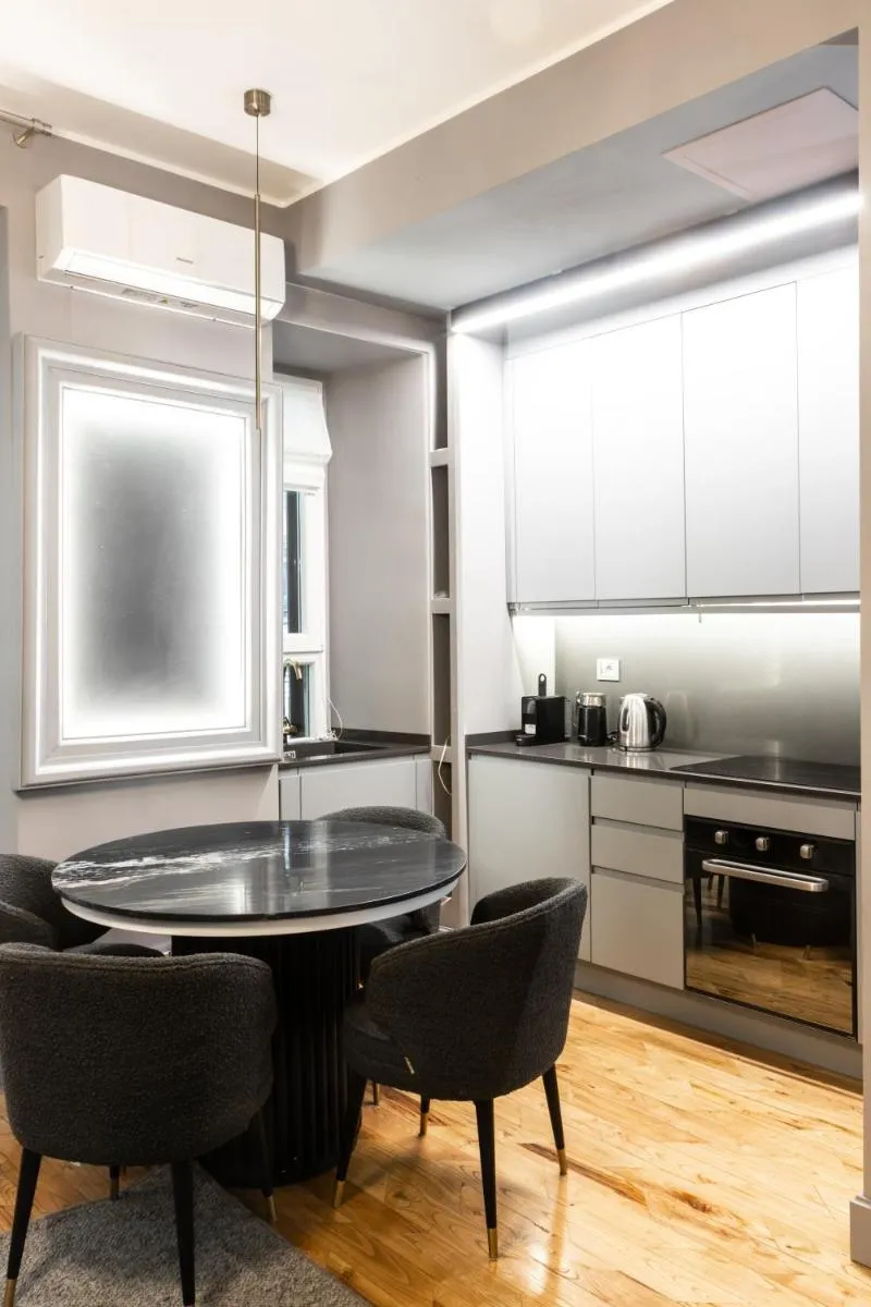 Image 6 of Rome Bridge Apartment