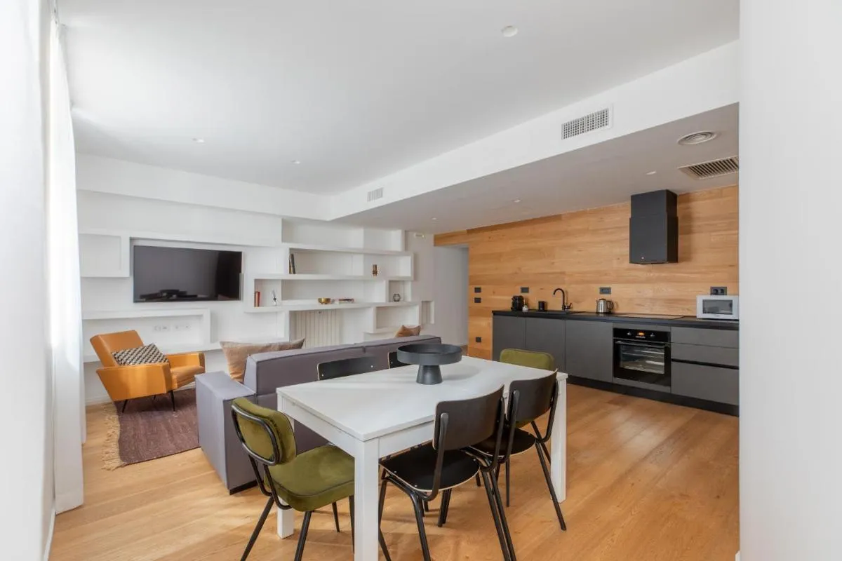 Image 3 of Saint Peter Caesar Suites