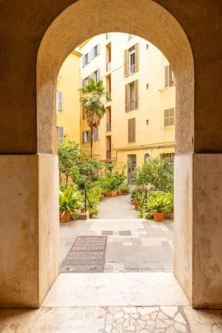 Image 4 of San Lorenzo Residence two